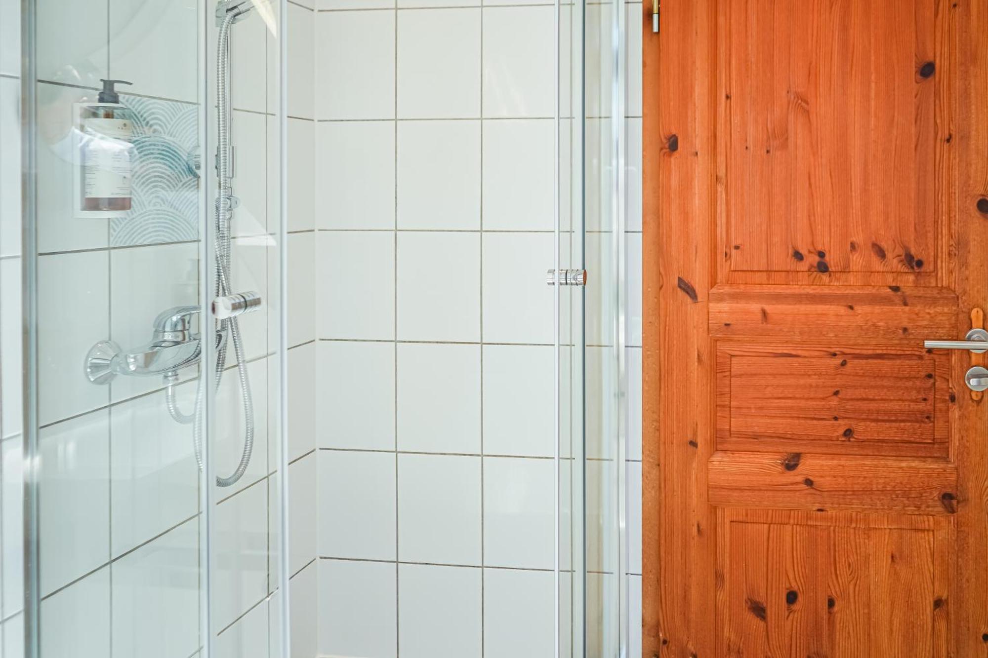 7Seas Boutique Ferienhaus Bostalsee - 2 Apartments Oder Ganzes Haus, Mit Sauna Nohfelden Esterno foto